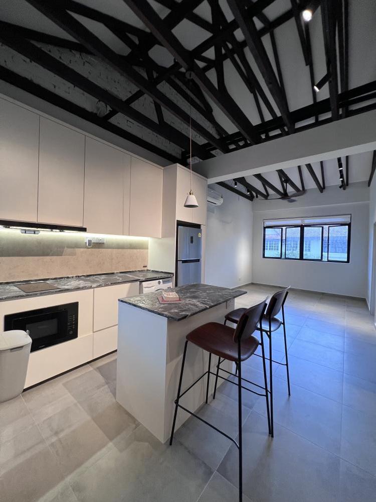 Walk Up apartment by Design Avenue