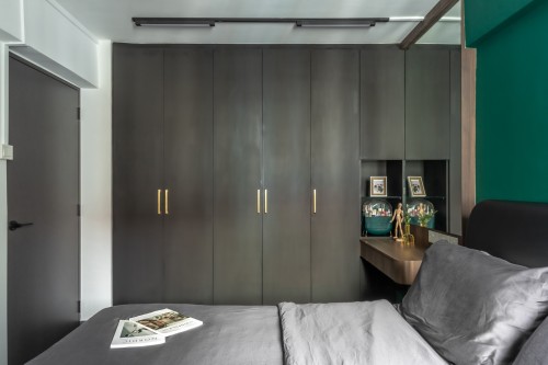 Modern Bedroom at Jurong East Street 32