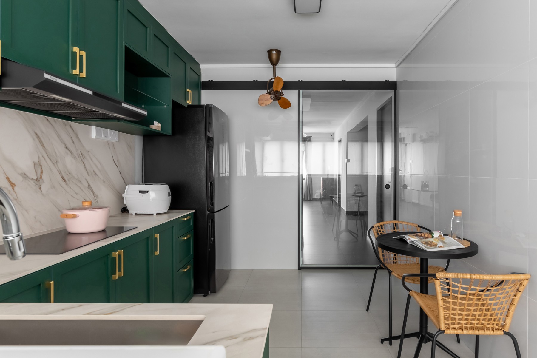 Modern Kitchen with Countertop and Kitchen Backsplash