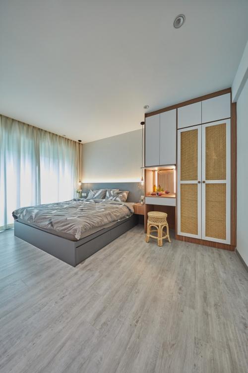 Contemporary Bedroom at 316 Punggol Way