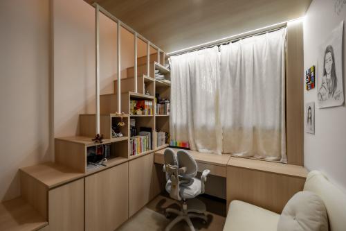 Scandinavian Bedroom at 101 West Coast Vale - Parc Riviera