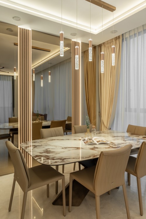 Contemporary Dining Room at Parc Clematis