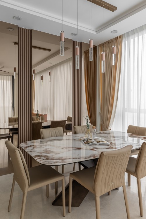 Contemporary Dining Room at Parc Clematis
