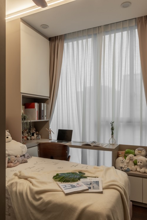 Contemporary Bedroom at Parc Clematis