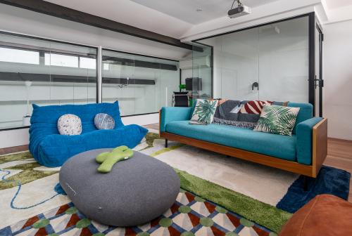 Eclectic Home Theatre at 69 carlise road