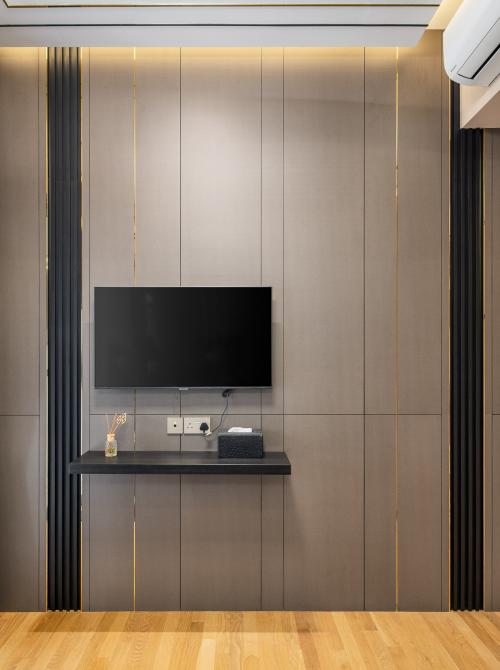 Contemporary Bedroom at 12 amber road