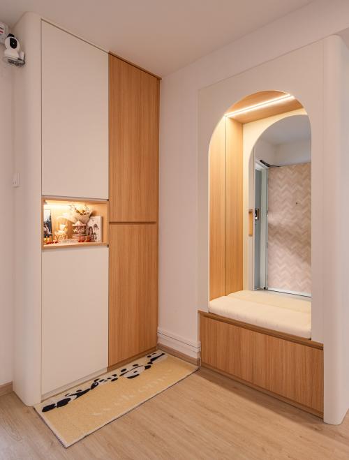 Modern Entryway at 486a tampines