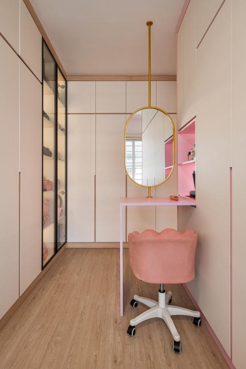 Modern Bedroom at 486a tampines