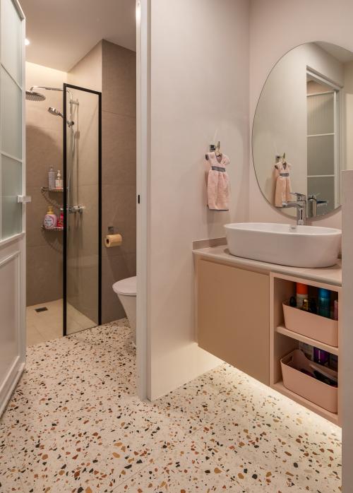 Country Bathroom at maple woods