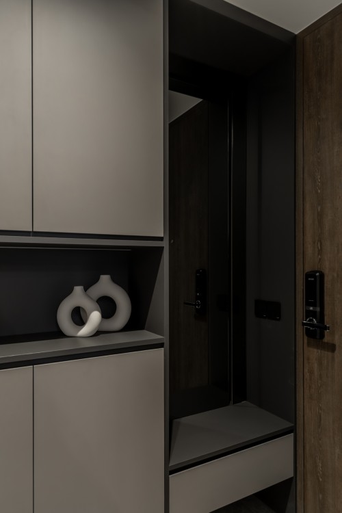 Modern Entryway at The M Condo