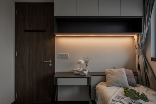Modern Bedroom at The M Condo