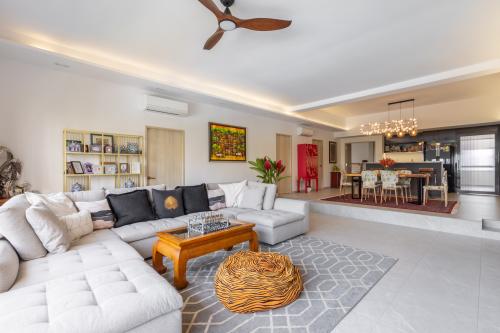 Asian Living Room at 56 Minbu Villa