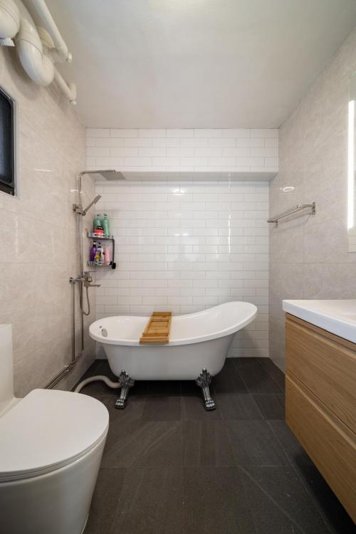 Scandinavian Bathroom at Anchorvale Road