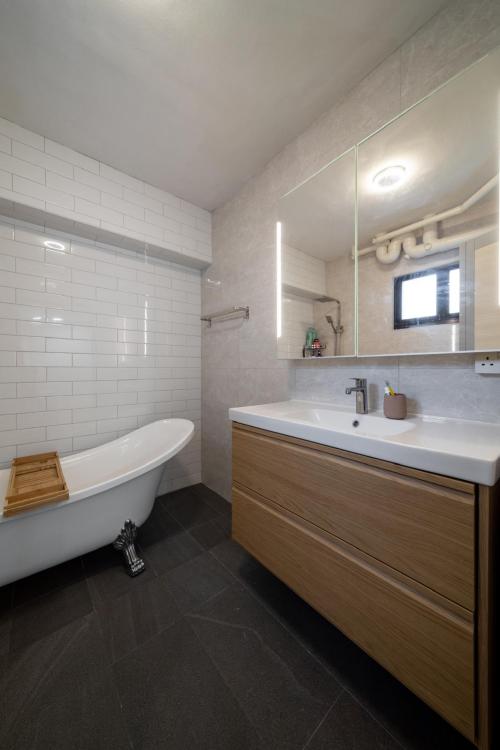 Scandinavian Bathroom at Anchorvale Road