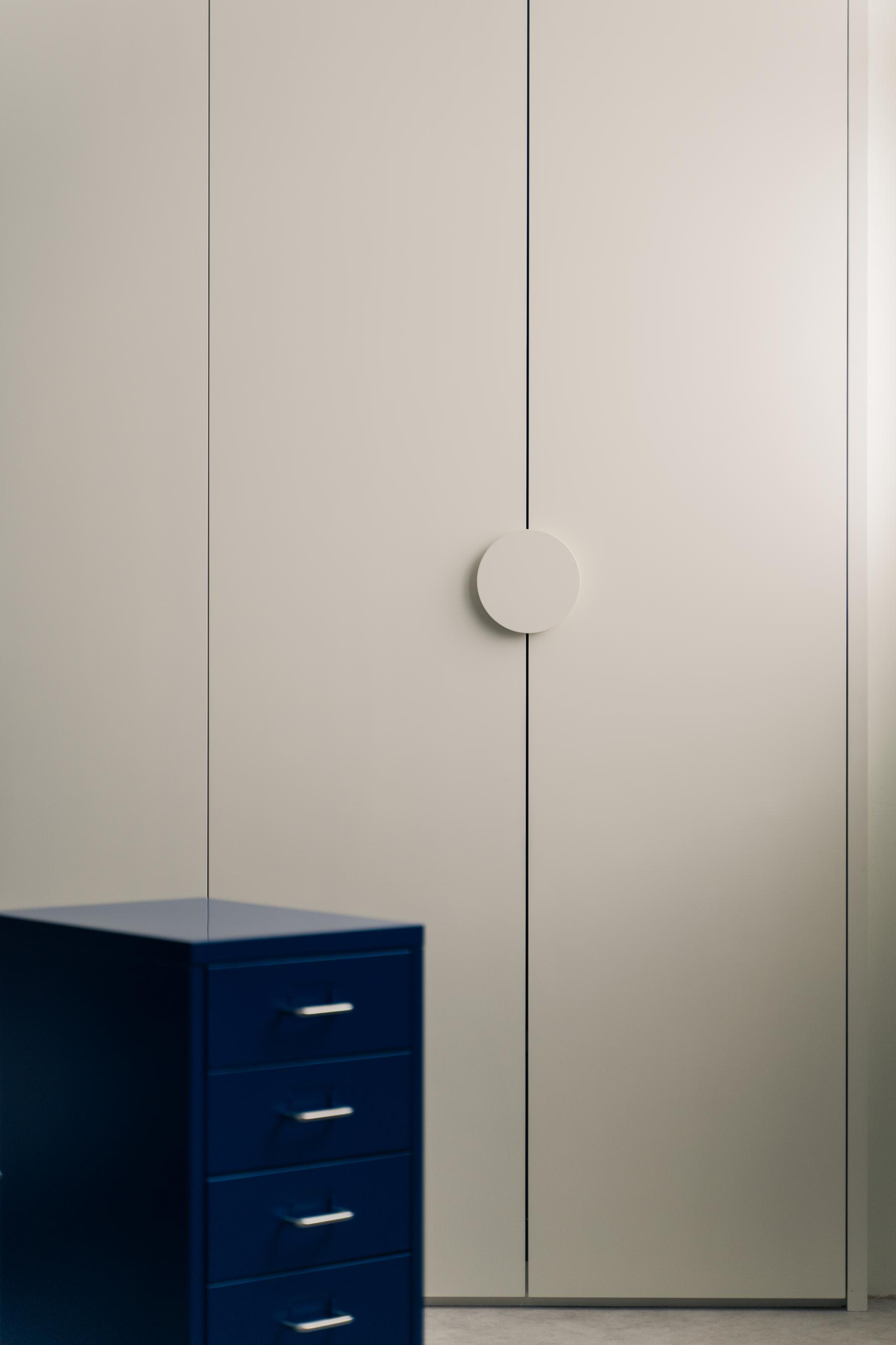 Vintage Walk-in Wardrobe with Wardrobe and Clothes Storage