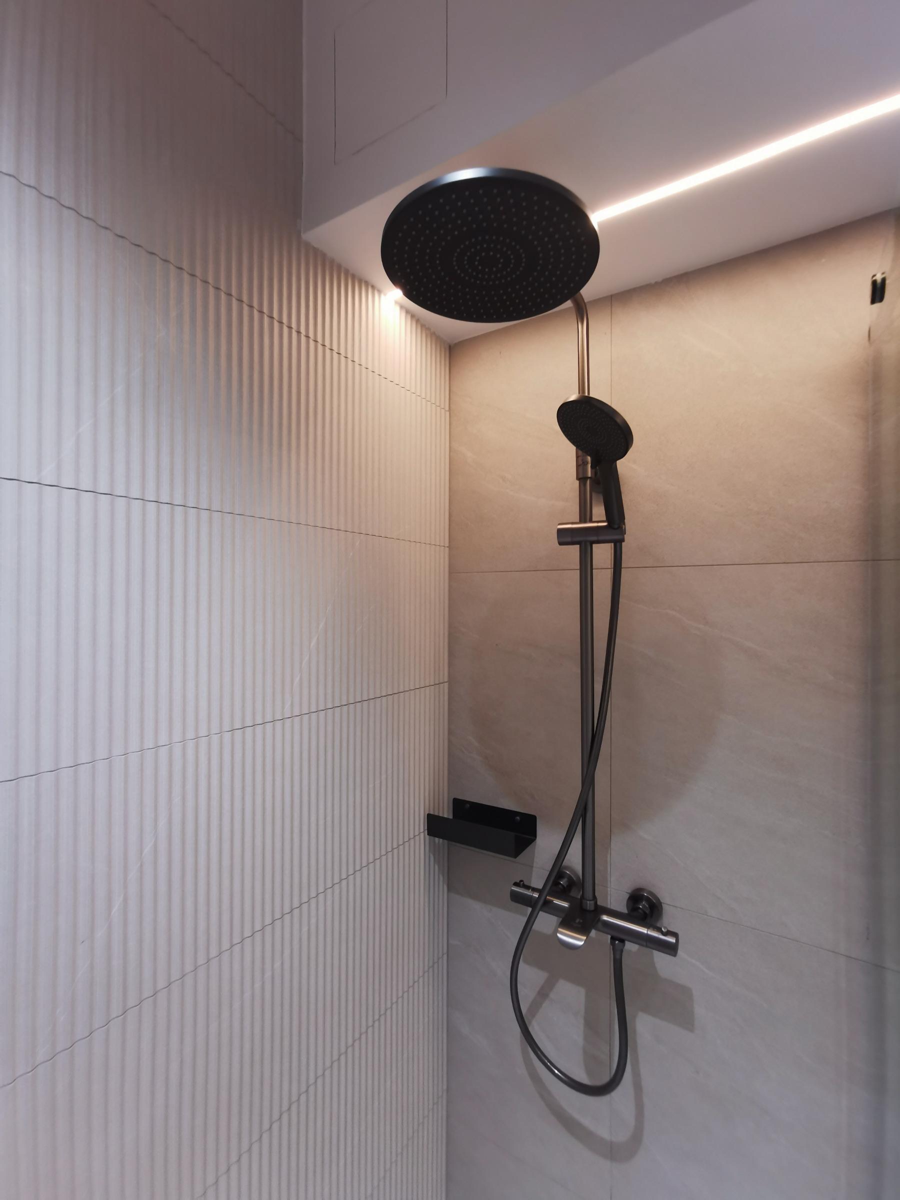 Scandinavian Bathroom with Bathroom Sinks and Bathroom Accessories