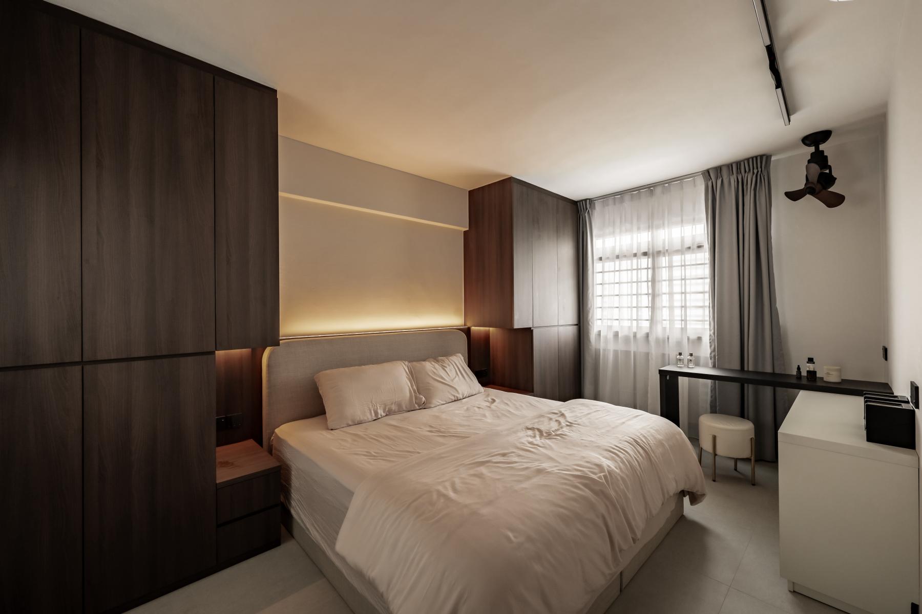 Contemporary Bedroom with Homogeneous Tiles and Wardrobe