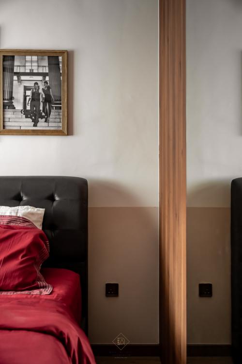 Modern Bedroom at 382c yishun st 31