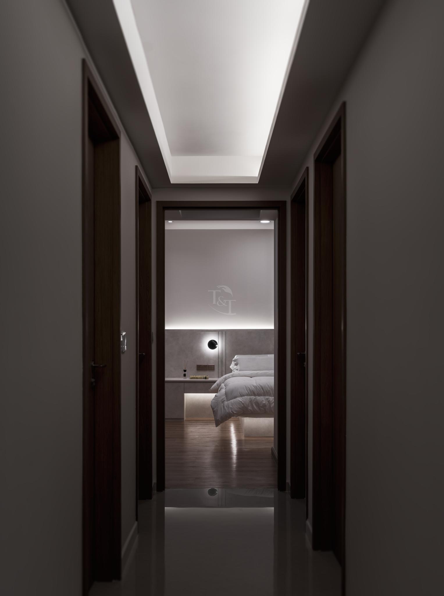 Contemporary Bedroom with Homogeneous Tiles and Drop Ceiling