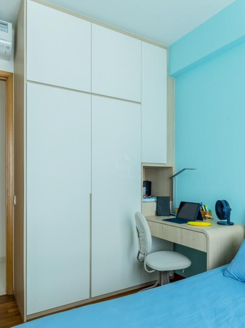Modern Bedroom at Tanah Merah Kecil