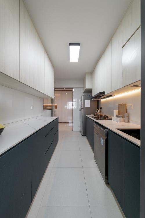 Contemporary Kitchen at 433B Northshore Drive