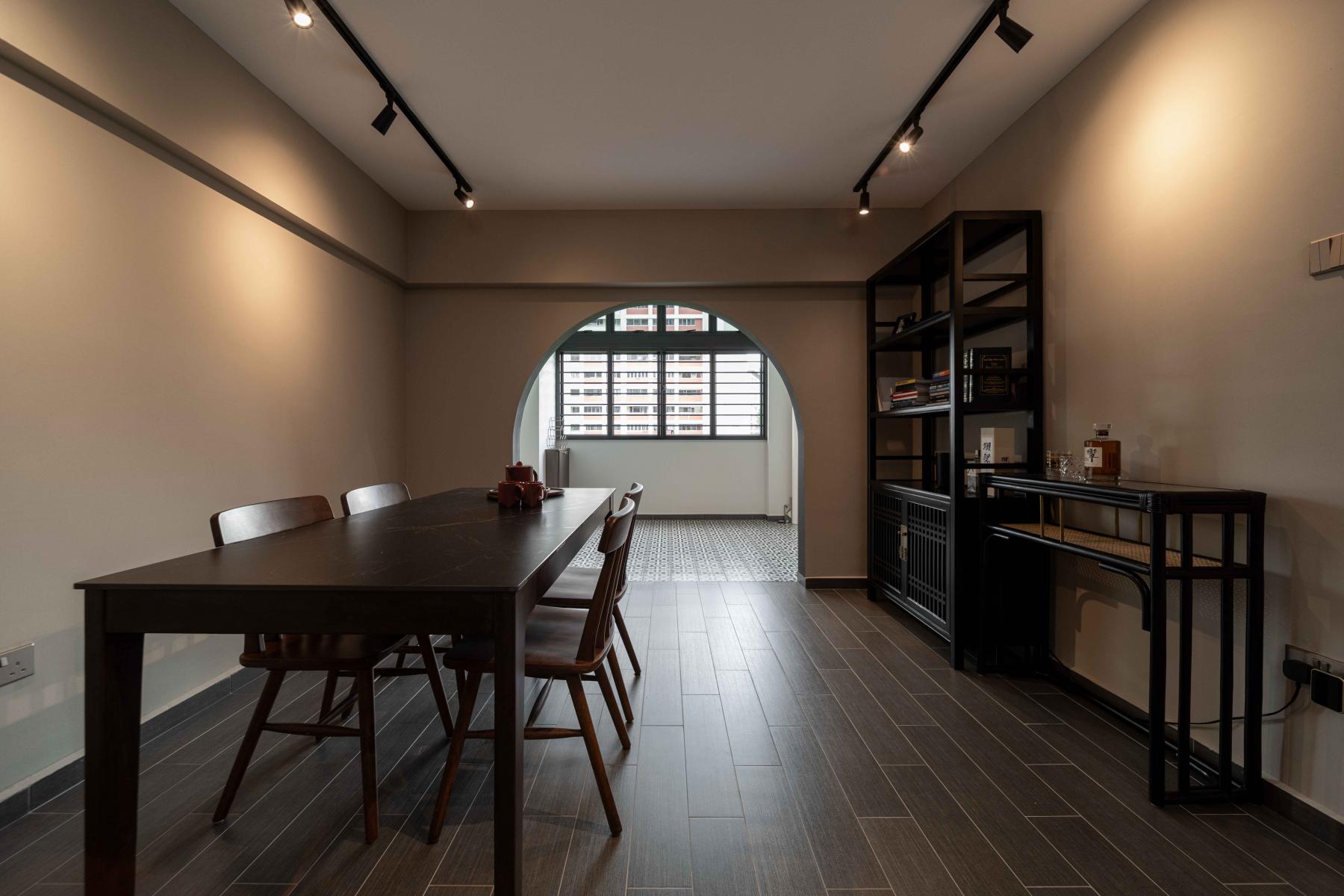 Vintage Dining Room with Downlights and Dining Table
