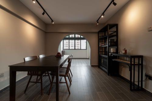 Vintage Dining Room at 212 Bishan