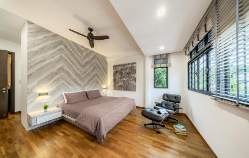 Contemporary Bedroom at Jalan Rebana