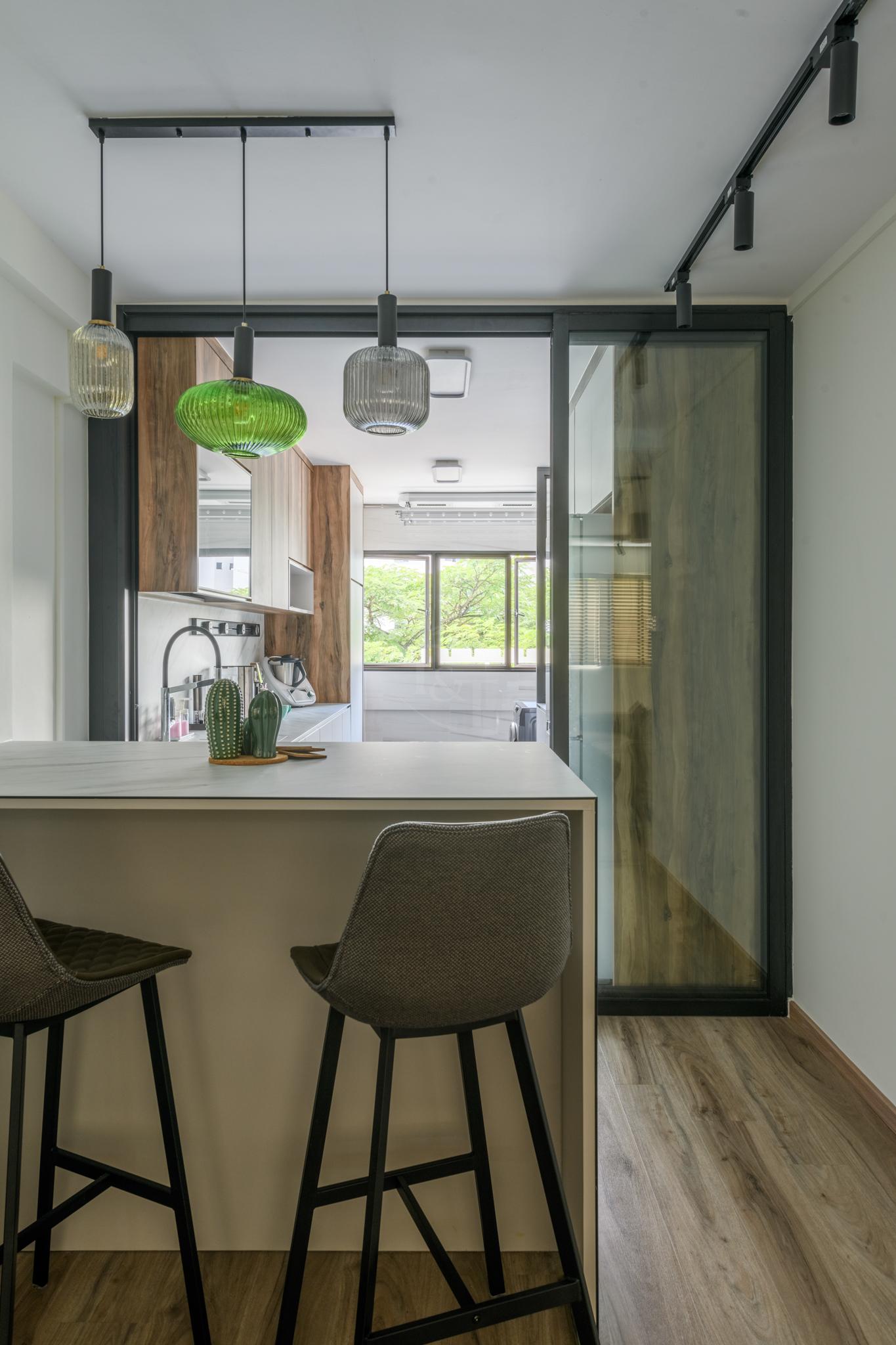 Contemporary Kitchen with Countertop and Kitchen Window