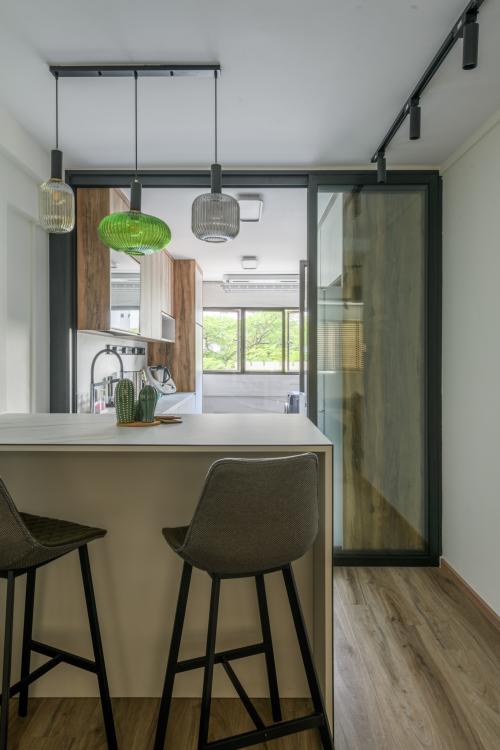 Contemporary Kitchen at Bukit Batok East Avenue 4