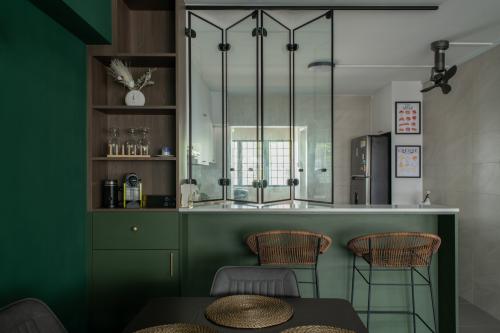 Modern Pantry at Tampines St 33