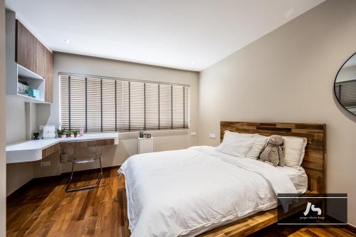 Scandinavian Bedroom at Bukit Panjang Ring Road