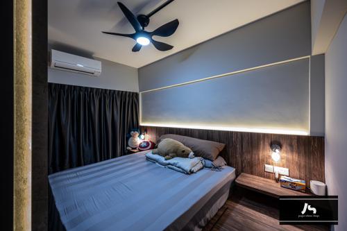Modern Bedroom at 336 Jurong East