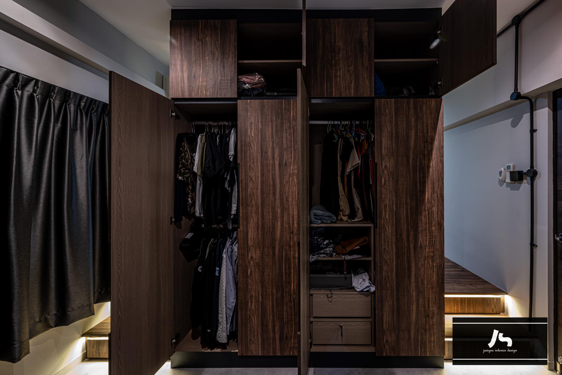Modern Bedroom with Platform Bed and Wardrobe