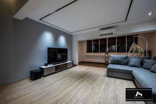 Modern Living Room at 407 Jurong West St 42