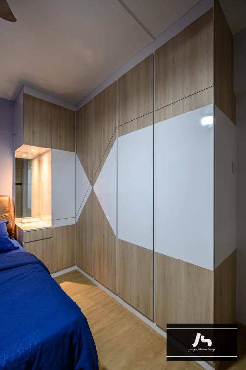 Modern Bedroom at 426 Tampines St 41
