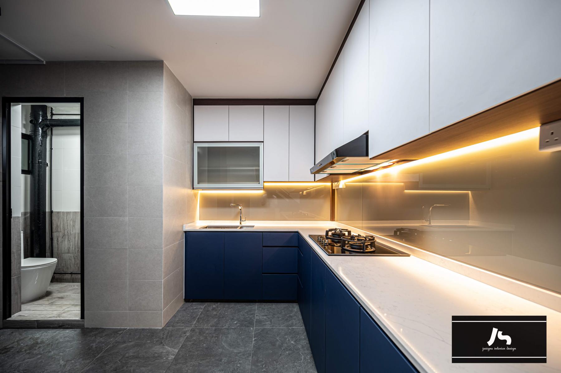 Modern Kitchen with Kitchen Island and Cupboard