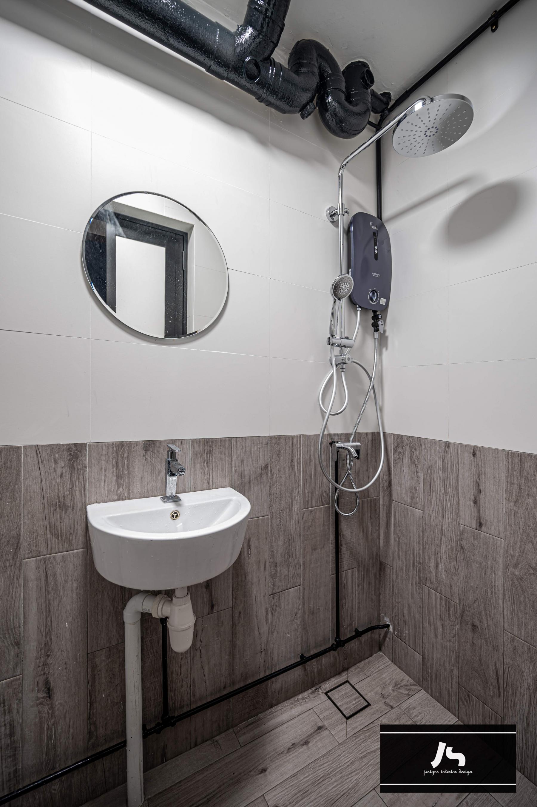 Modern Bathroom with Wood Flooring and Mirror