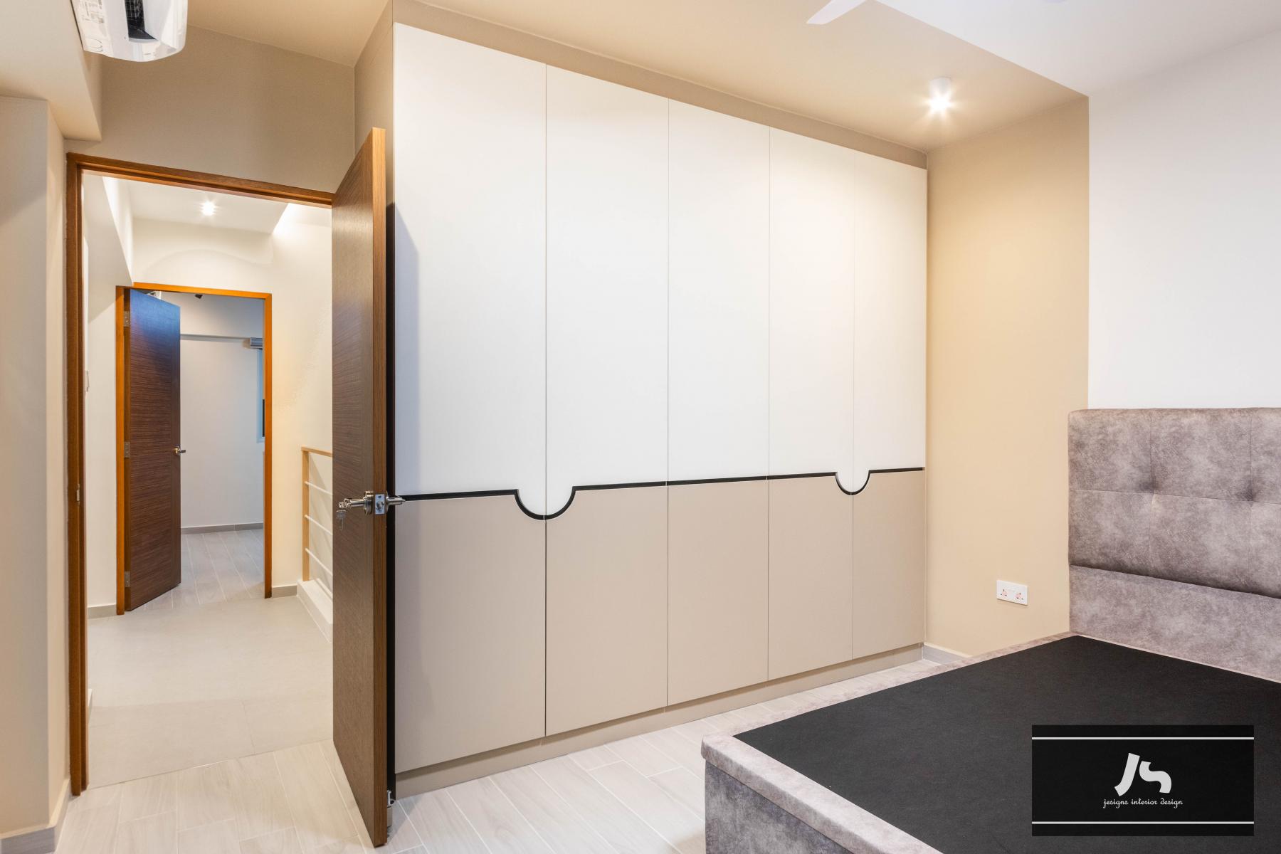 Minimalist Bedroom with Vinyl Flooring and Wardrobe