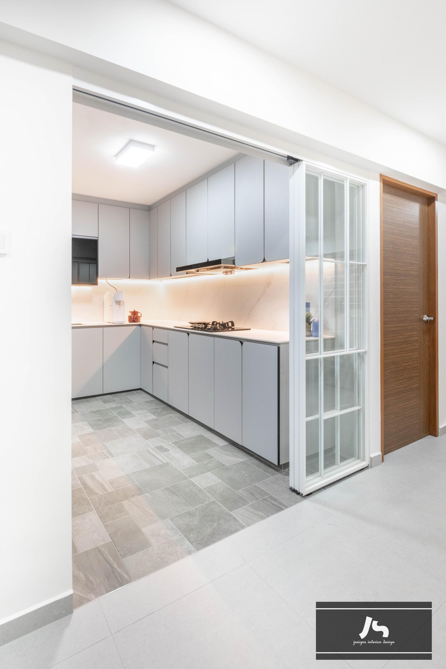 Minimalist Kitchen with Countertop and Homogeneous Tiles