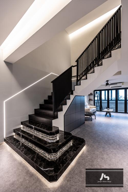 Modern Living Room at 615 Hougang Ave 8