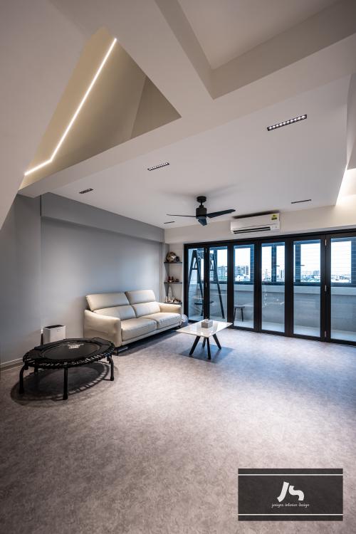 Modern Living Room at 615 Hougang Ave 8