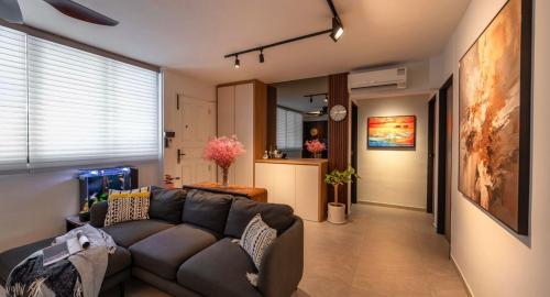 Asian Living Room at Blk 619 Yishun Ring Road