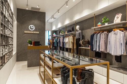 Modern Retail at Vivo City