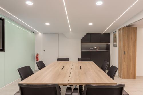 Modern Office at Chinatown