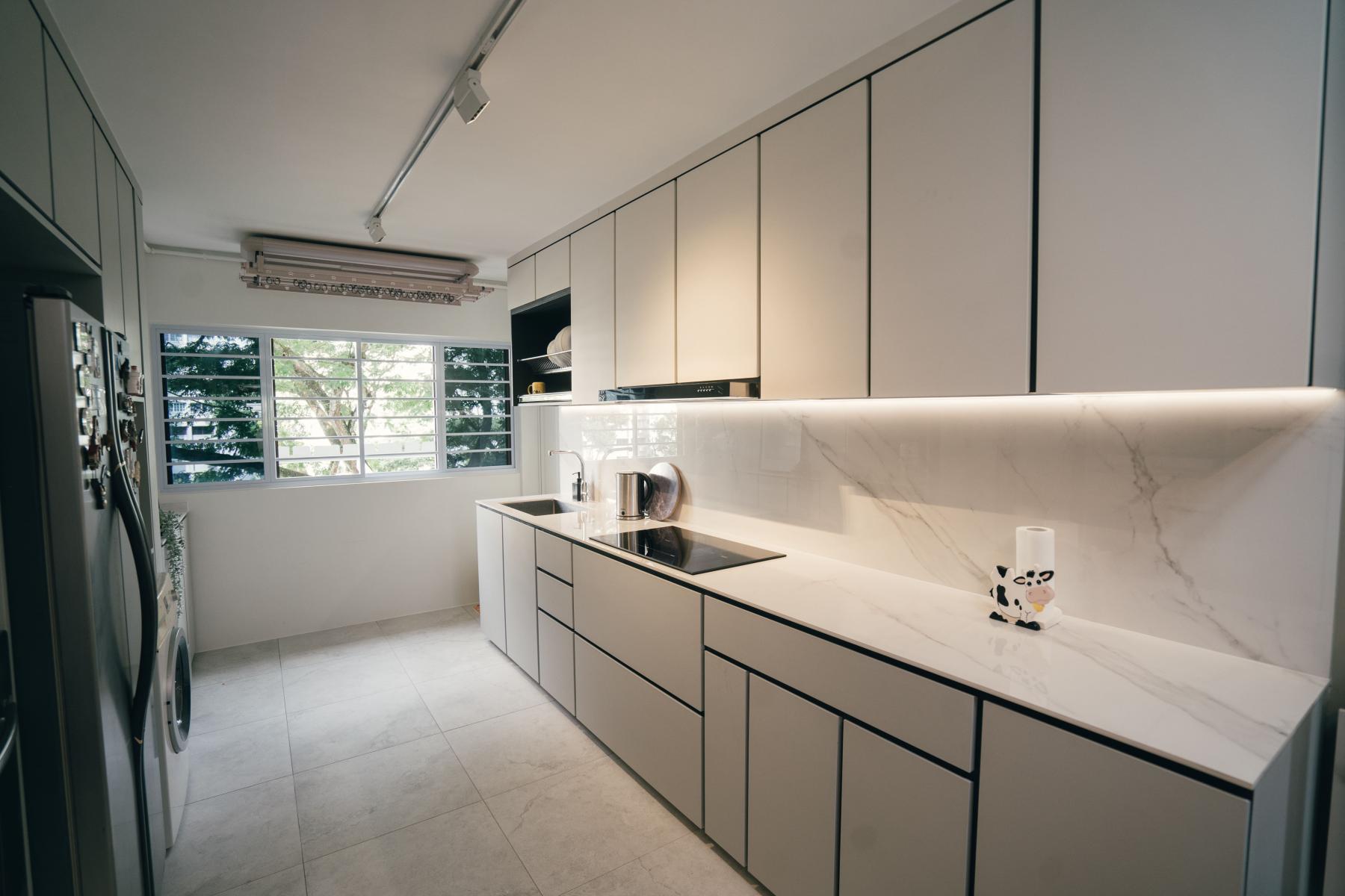 Modern Kitchen with Window Grille and Kitchen Backsplash