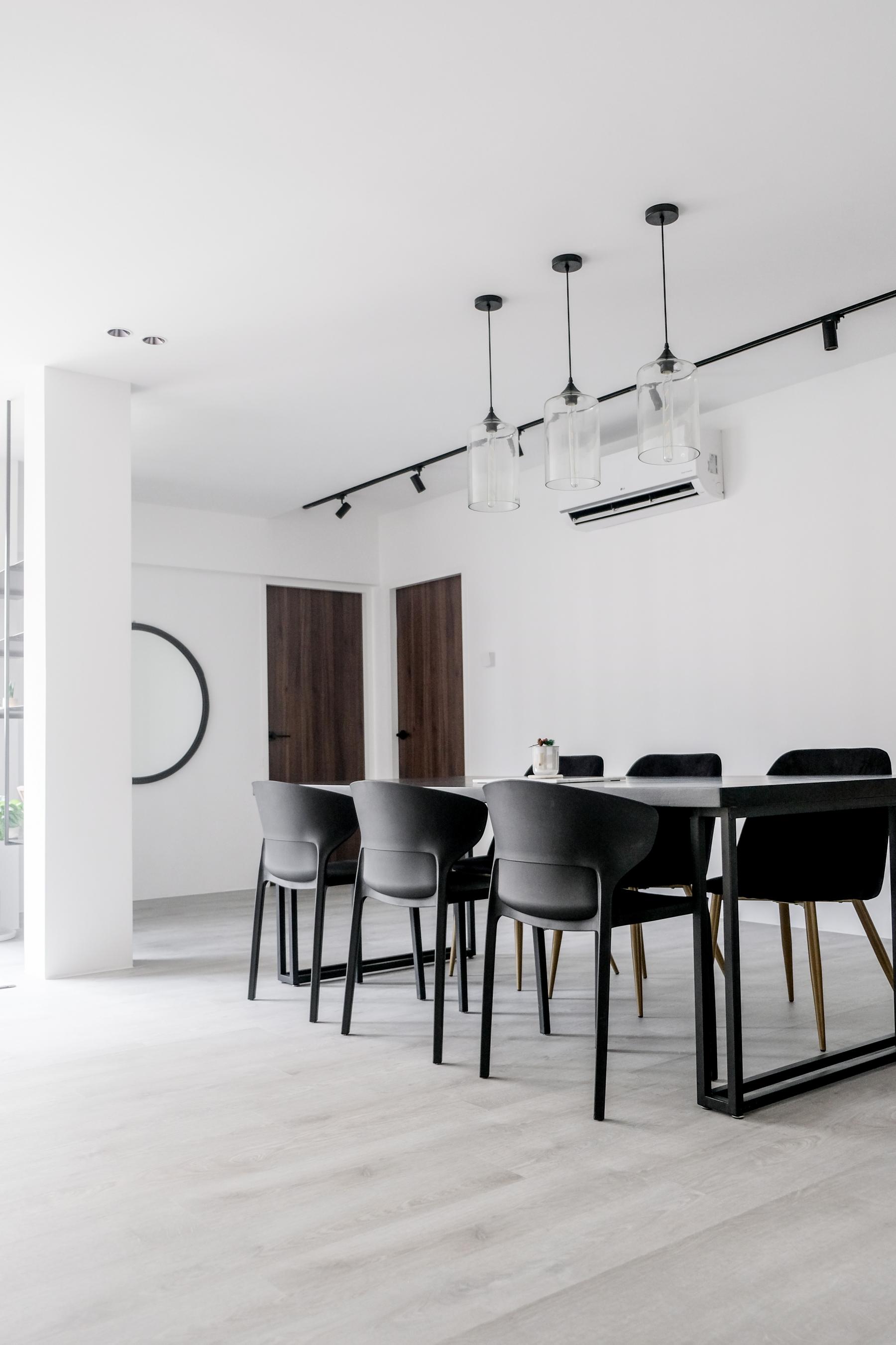 Transitional Living Room with Vinyl Flooring and Drop Ceiling