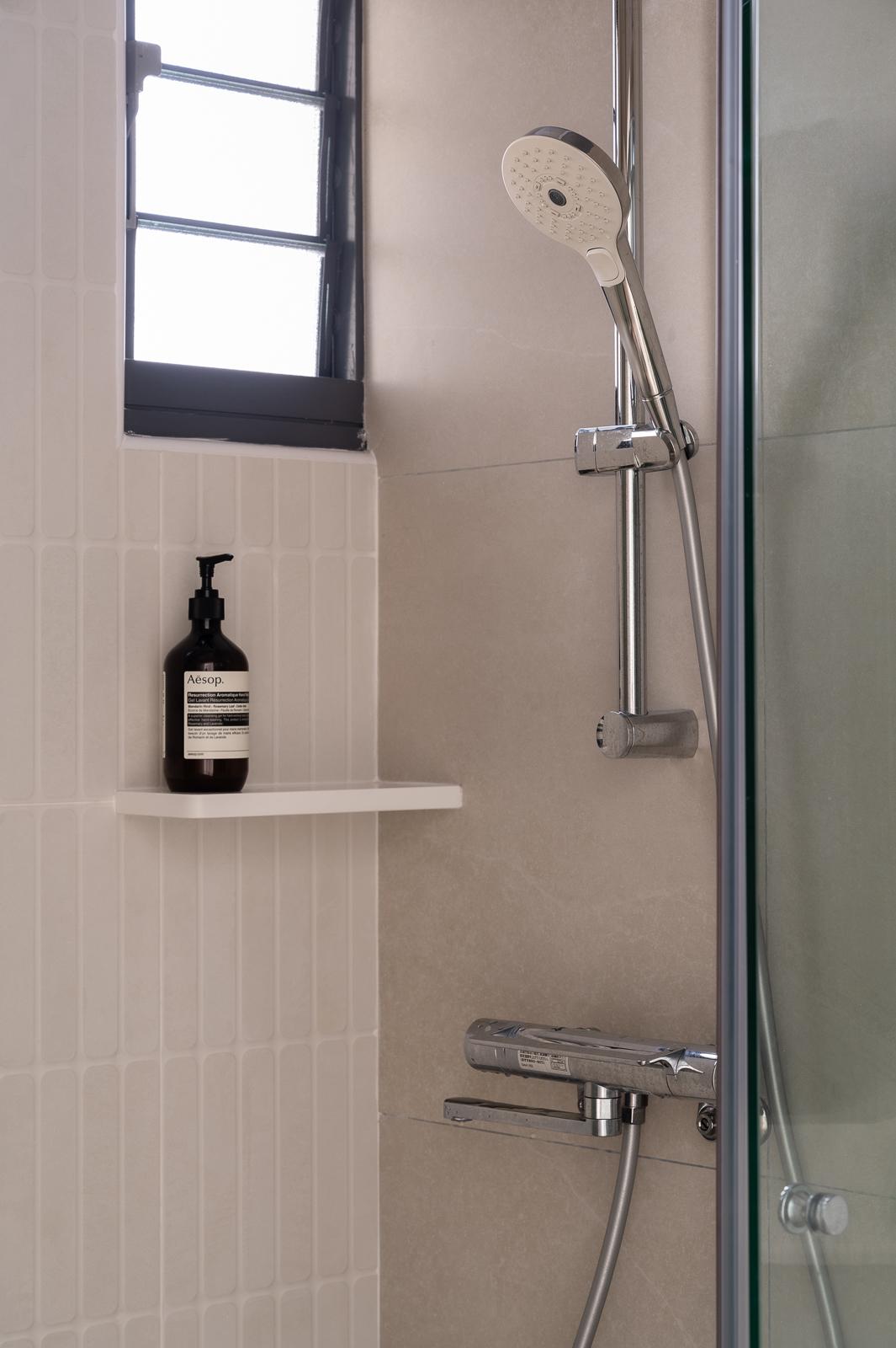 Scandinavian Bathroom with Shower Screen and Bathroom Accessories
