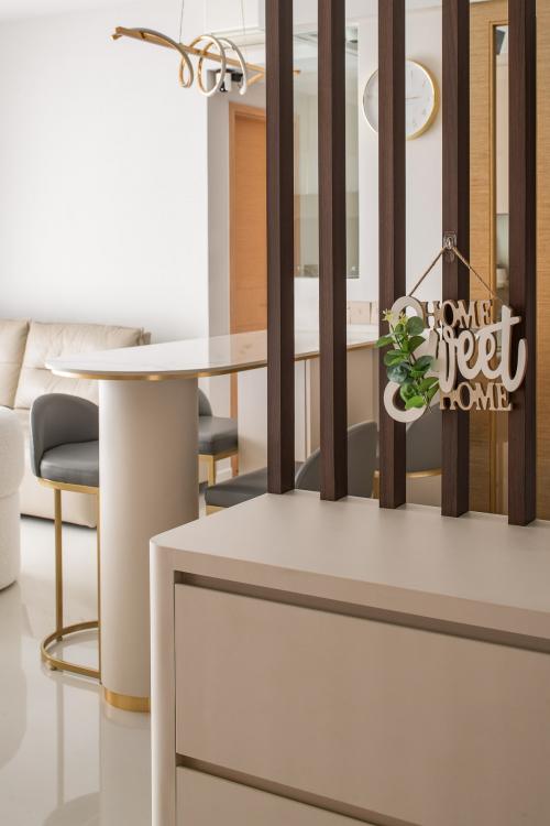 Contemporary Entryway at The terrace 80