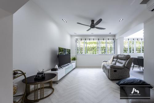 Minimalist Living Room at 714 Jurong Street 71